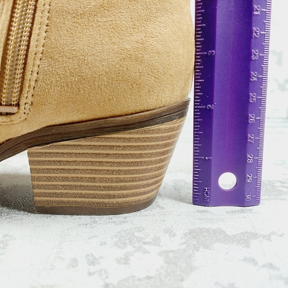 NEW BP Wallis Western Beige Sand Leather Ankle Bootie A951 - Picture 9 of 13